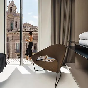 https://meo-design-suites-spa.catania-hotels.net